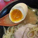横浜ラーメン おか本 - 