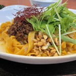 新新園 - 汁なし担々麺⭐︎これは旨いっ⭐︎