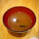 いざかや しん - しじみの赤だしです(o^^o)