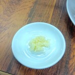 長浜ラーメンMOYORI - ニンニク