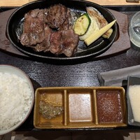 肉寿司 肉和食 KINTAN コレド室町 - 牛タン&ハラミ御膳(120g) ¥2,380