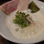 極み鶏そば 鶏と麦ときどき豚 - 