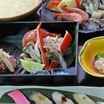 ゆの宿 かいり - 料理長自慢の和の技法で織り成される四季の素材を使った会席は旬を味わえます