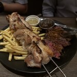 新宿ランブータン - ガイヤーンとハラミのステーキ