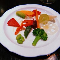 ラ・ボンヌターブル - 