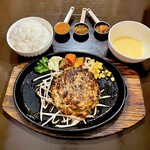 ぱぱばーぐまますいーつ - ワンチャンスランチのビッグバーグ（230g）