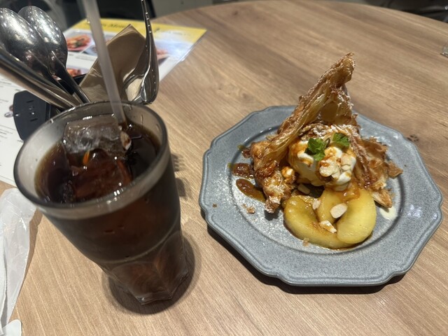 WIRED CAFE Nagoya Geto Tawa Puraza Ten photo 3