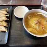 垂水飯店 - 料理写真:餃子、ミニ天津飯