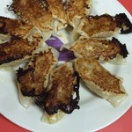 三陽軒 - 旨い餃子(熱い！)