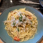 PISOLA 三郷店 - 釜揚げしらす、からすみぺぺロンチーノ