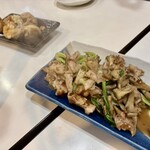 ラーメン 哲史 - おまかせおつまみ＋油淋鶏