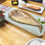 北のどんぶり屋 滝波食堂 - 羅臼ほっけ一枚焼定食
