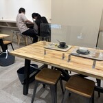 メゾン シーラカンス - 店内