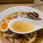 手打 親鶏中華そば 綾川 - 