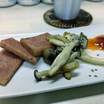 tell me キッチン - チューリップ(島ハム）しめじ炒め