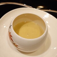 表参道うかい亭 - フランスブルゴーニュ地方の栗のスープ