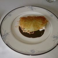 レストラン タニ - ランチメインdish:お魚をチョイス♪イカスミソースが美味。