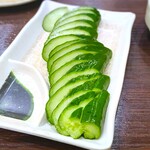 赤札屋 弁慶 - きゅうり一本漬け￥380　2025.9.9