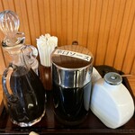 とんかつ 三太 - 調味料