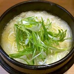 ホルモンらーめん8910 - 白ラーメン￥1,000　2025.9.9