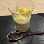 よし澤 - デザートは和栗のティラミスを選択。