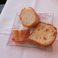 Kobe Grill - バゲットと米粉のパン