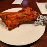 Masala Hut - タンドリーチキン(大きい!)