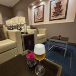 エミレーツ・ラウンジ - 