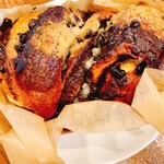 パンと焼菓子のお店 cherie - バブカ　¥390