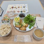 ビオラルカフェ 有明ガーデン店 - 