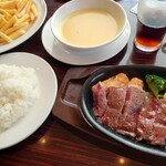 ガスト - 料理写真:ガストビーフステーキ希少赤身