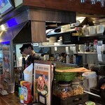 ザ・コーナー ハンバーガー＆サルーン - 店内。