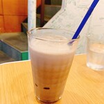 cafe WAKAKUSA - ドリンク¥330 ほうじ茶ラテアイス