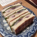 祇園ろはん - 名物 鯖サンド