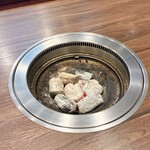 炭火焼肉 久 - 