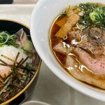 東広島フードパーク 醸 - 西条ラーメン&ミニへそ丼