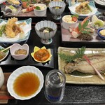 民宿 鈴亀 - すごいボリューム。