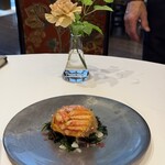 ポンドールイノ - 2皿目
北海道噴火湾産毛蟹の冷製仕立て。