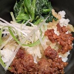 ザ ブッフェ - 魯肉飯