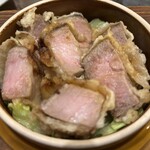 山がや - 山形豚の肩ロースの釜めし。めちゃ美味い！