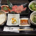 焼肉名匠 山牛 山形店 - 山牛愛盛定食