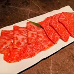 YORONIKU TOKYO AZABUDAIHILLS - シルクロース(左)、シャトーブリアン(右)