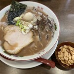 うまいヨゆうちゃんラーメン - 