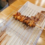 炭焼四季 鳥しるべ - 皮（タレ）