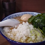 煮干し中華そば 山形屋 - タマネギ絶品！