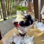 Misch House Fushimi Ten - Grapes Delight, JPY 1,080