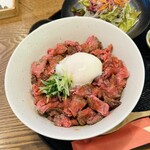 yosuga cafe - 自家製ローストビーフのちらし丼