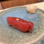 すしのいずみ - 天然本マグロ赤身の漬けと天然インドマグロの赤身のミルフィーユ