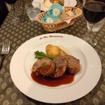 ル・クロ・モンマルトル - メインキャット！