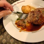 ル・クロ・モンマルトル - ビジュは豚足感まったく無いがぁ……